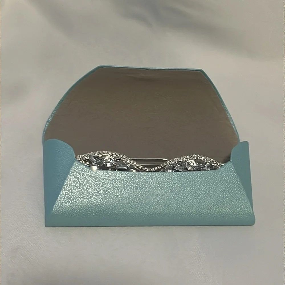 MASQUERADE GLASSES W/FREE CASE ✨✨✨ - Picture 9 of 9